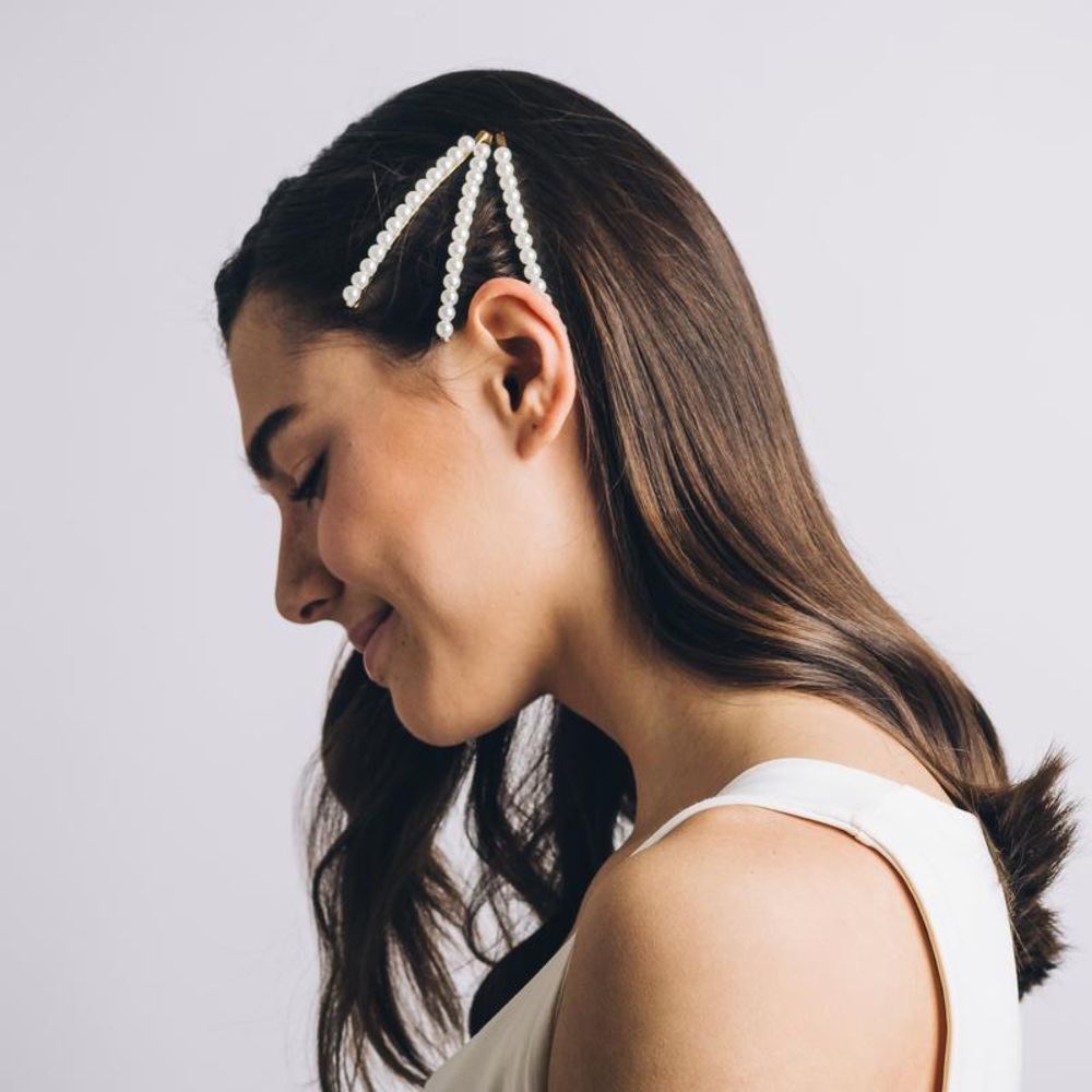 Brand new pearl hair clips